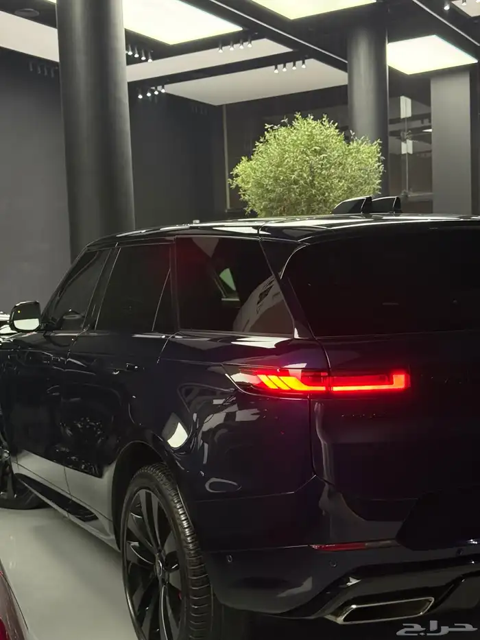 رنج سبورت 2023 اعلى فئه 3