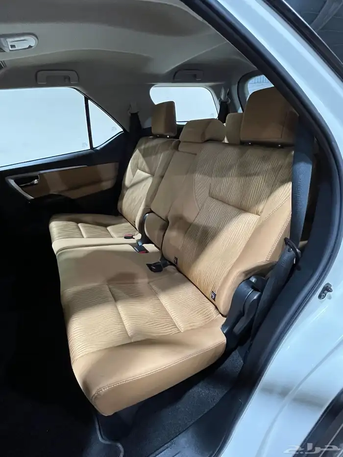 فورشنر 2021 سعودي 6 سلندر بنزين 16