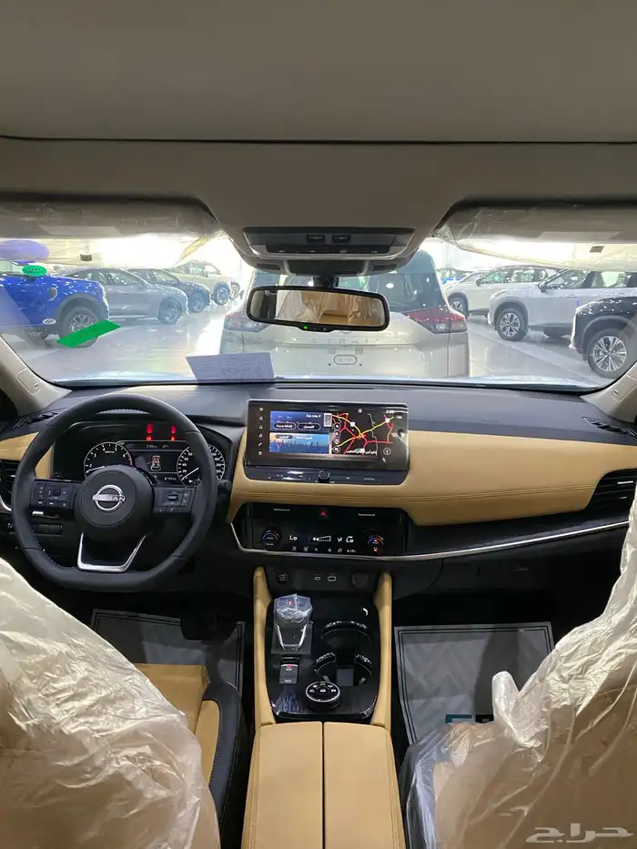 نيسان اكستريل SV بلس لون اسمنتي سقف اسود جديد اصفار 5