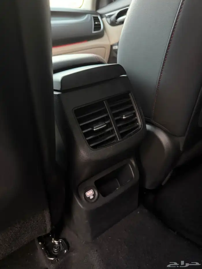 كيا سيلتوس GT فل كامل وكالة تشييكات وكالة 32