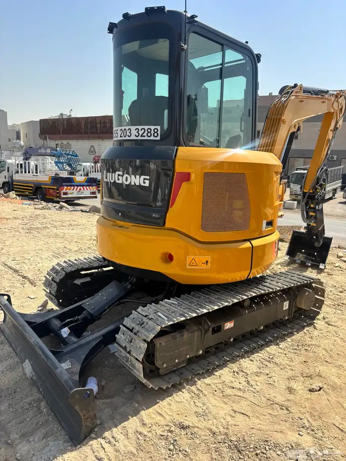 للاجار مني بوكلين صغير للاماكن الضيقه ورافعات ثقيله 3