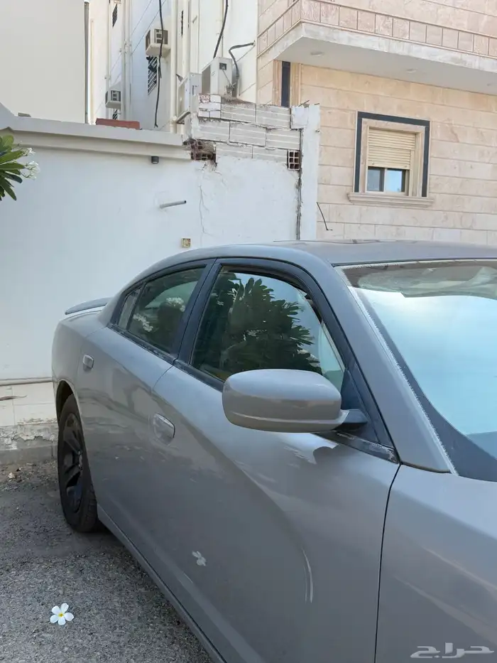 سياره دودج2012 1