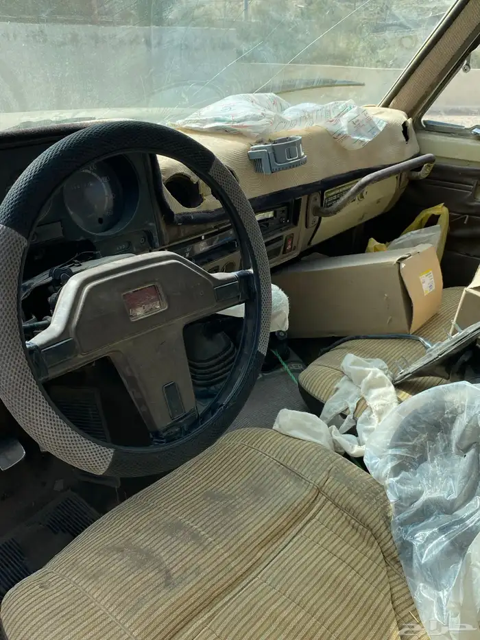 صالون 84 مسقط 0