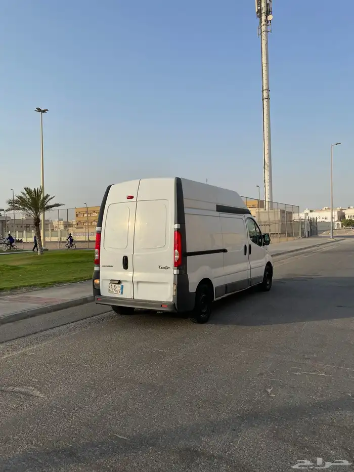 للبيع فان رينو بضاعه 6