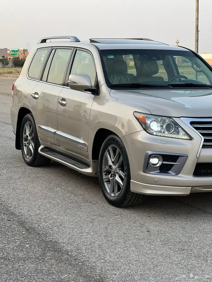 لكزس LX570 2014 فل ( بريمي ) 8