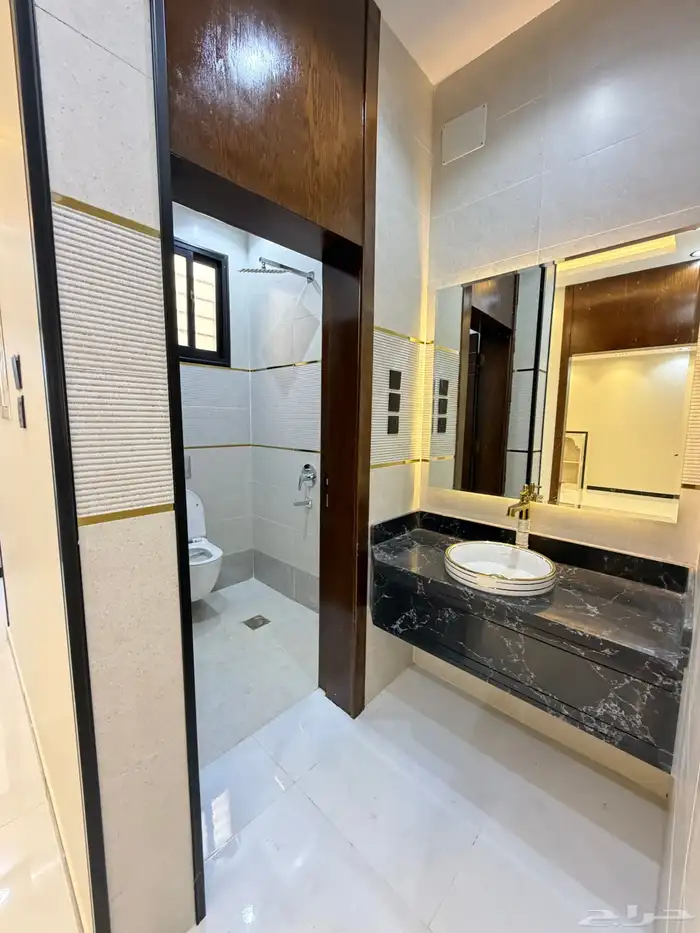 للبيع ارواف علوية وادوار أرضية حى الموسى موقع مميز 41