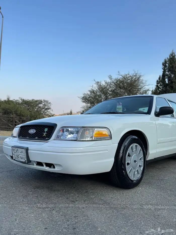 فورد فكتوريا 2