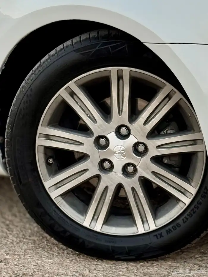 للبيع تويوتا افالون 2007 ((نظيف)) 24