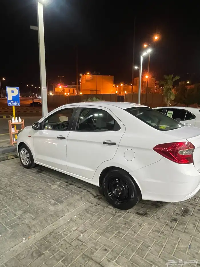 فورد فيجو 2018 8