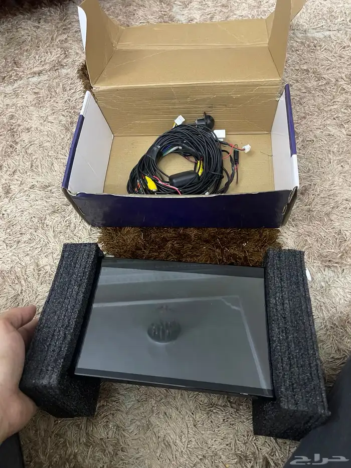 شاشة سيارة مقاس 10.2 جديدة استخدام يومين فقط 3