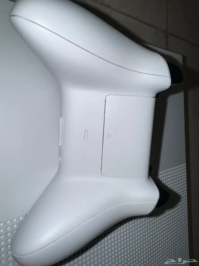 xbox one 500G مخزن بحالة الوكالة 3