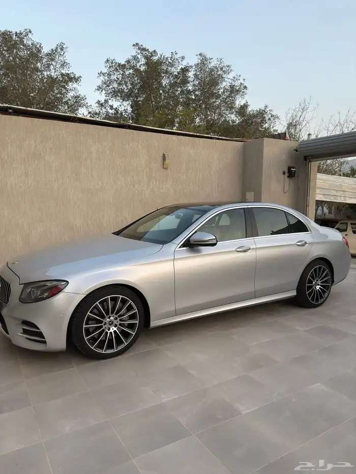 مرسيدس 2018 E300 0