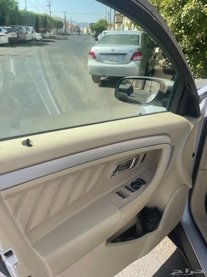 تورس 2016 نص فل شاشه كبيره بصمة تشغيل كمره خلفيه . المالك1 4