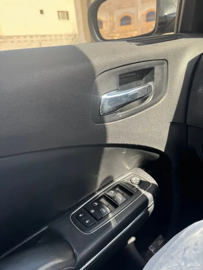 للبيع دوج تشارجر 2012 15