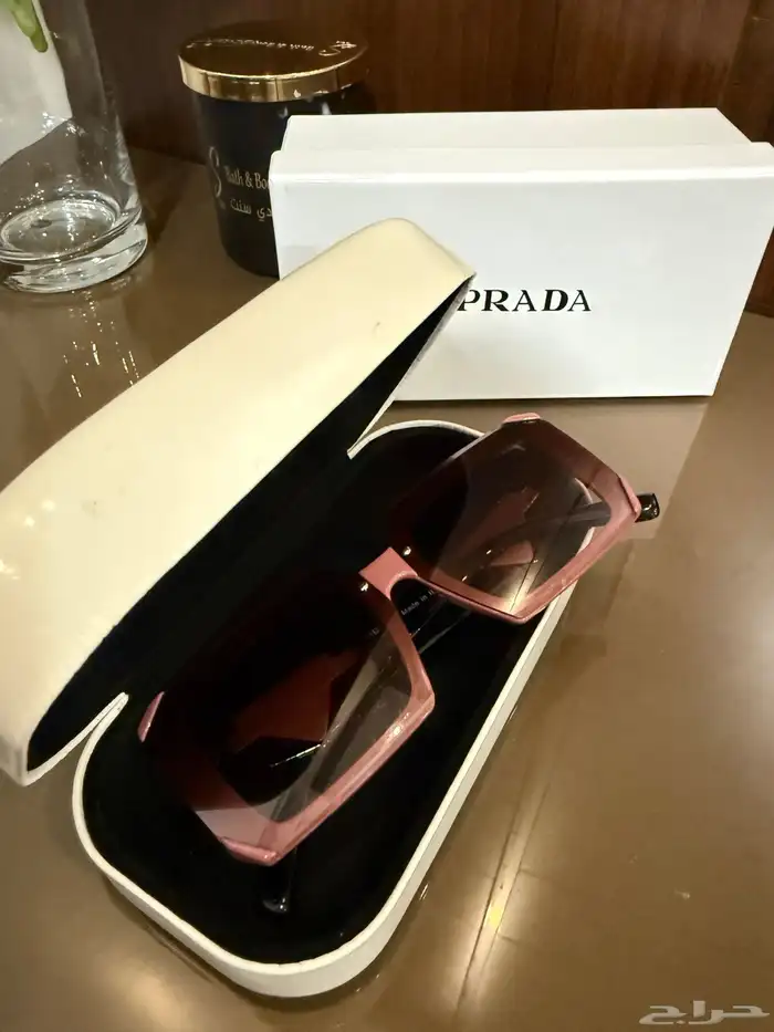 نظارة برادا أصلية لون وردي فاخر 2