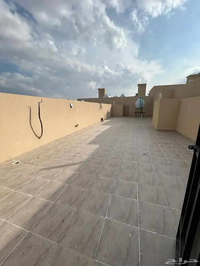 للبيع شقق فاخرة موقع متميز حي الإسكان وسط الخدمات 520 الف 23