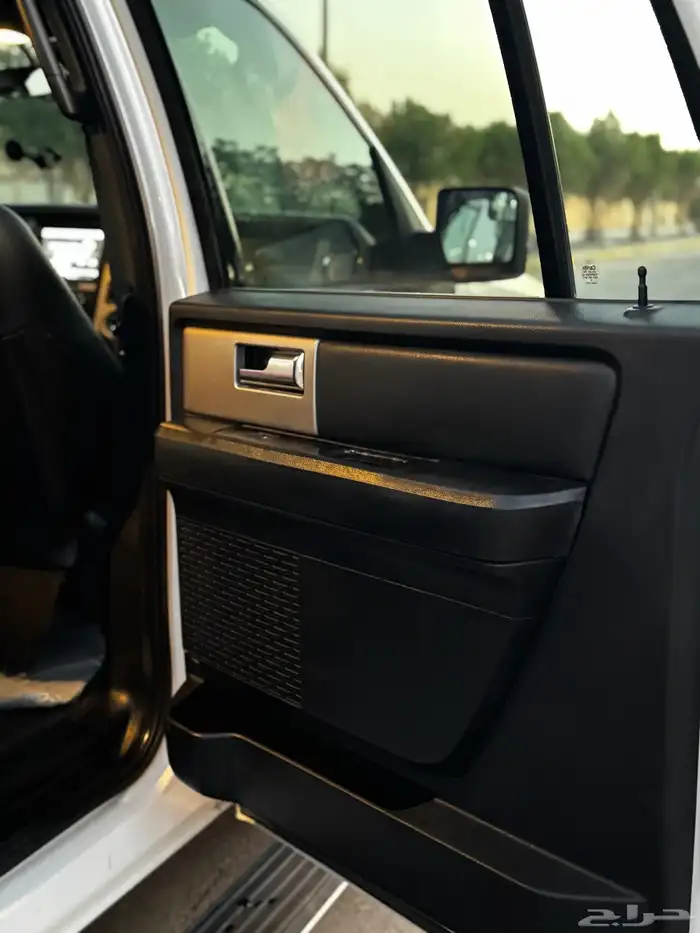 فورد اكسبيدشن 2015 15