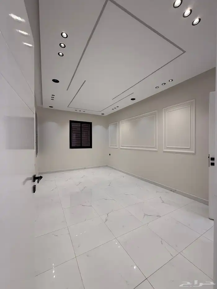 للبيع بحي الضيافة شقق أرضي وعلوي بسطح موقع كامل الخدمات 8