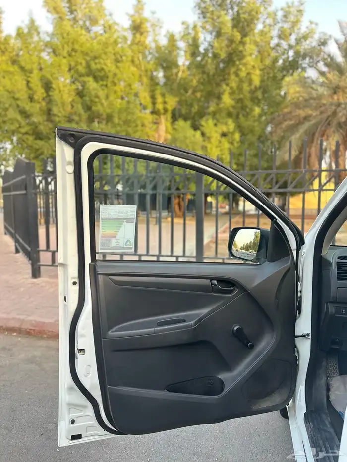 ايسوزو غماره جوانب موديل 2023 سعودي قير عادي شامل الضريبة 19