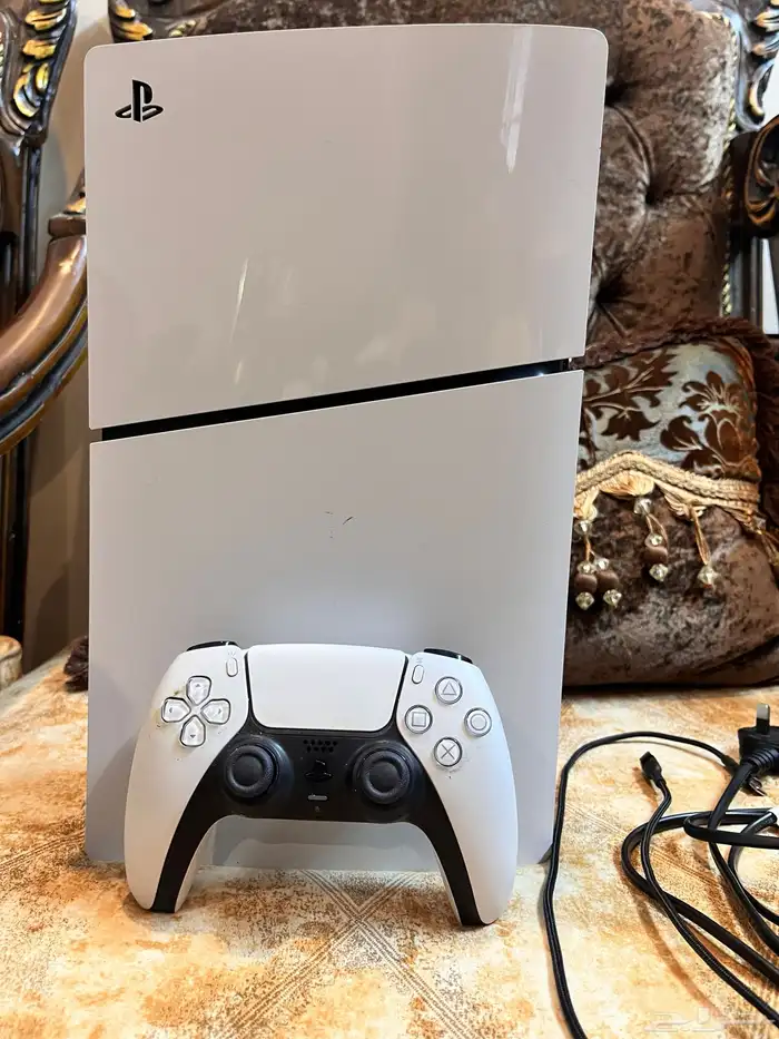 سوني 5 سليم CD مع يد واسلاكه الاصليه 1