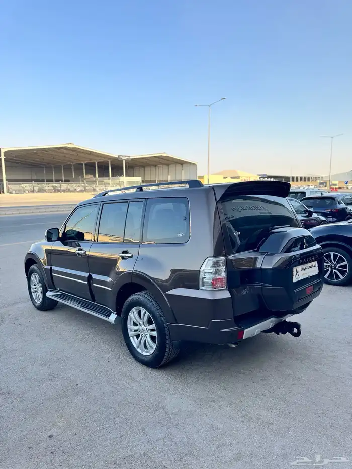 للبيع ميتسوبيشي باجيرو 2018 - فل كامل - مكينه 3800 3