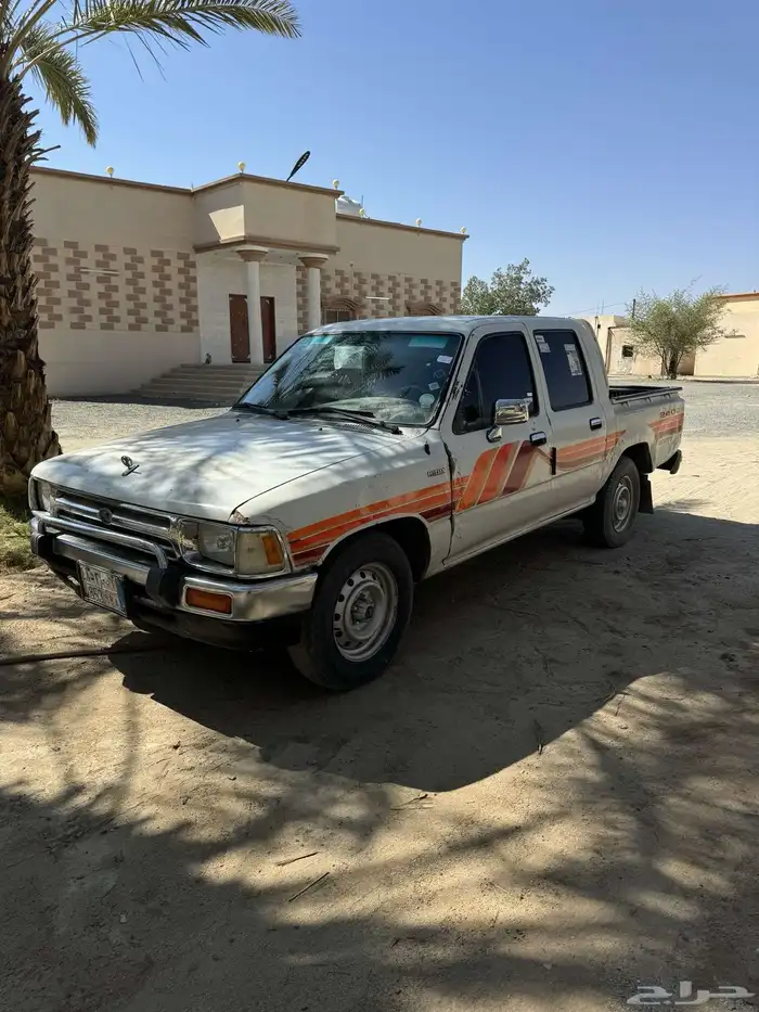 اعرض لكم هايلكس 93 بودي بلد محركات شرط مطوف 7 شهور. 1