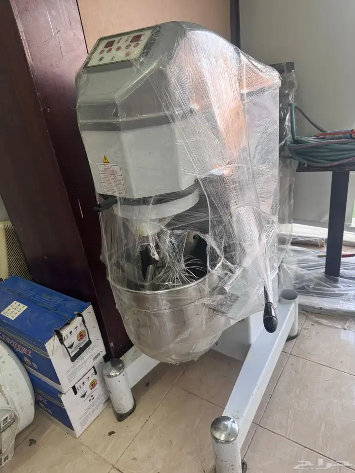 مضرب عجين نضيف 1