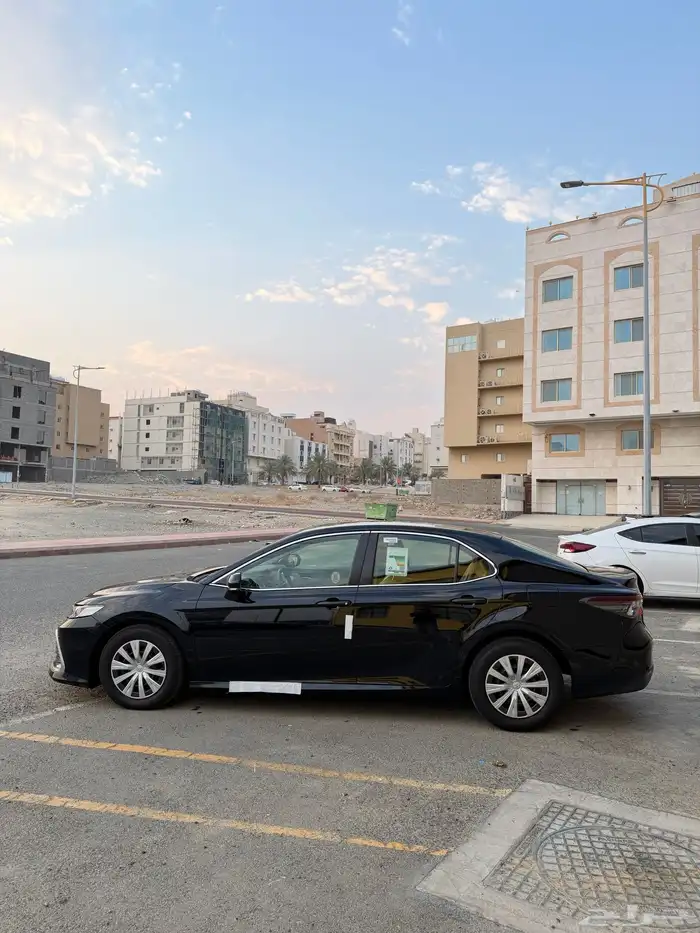 كامري ستاندر اسود 23 8