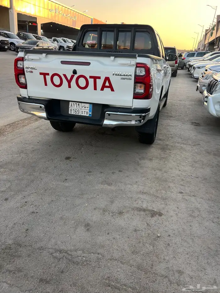 هايلكس فل كامل 2024 ديزل 2