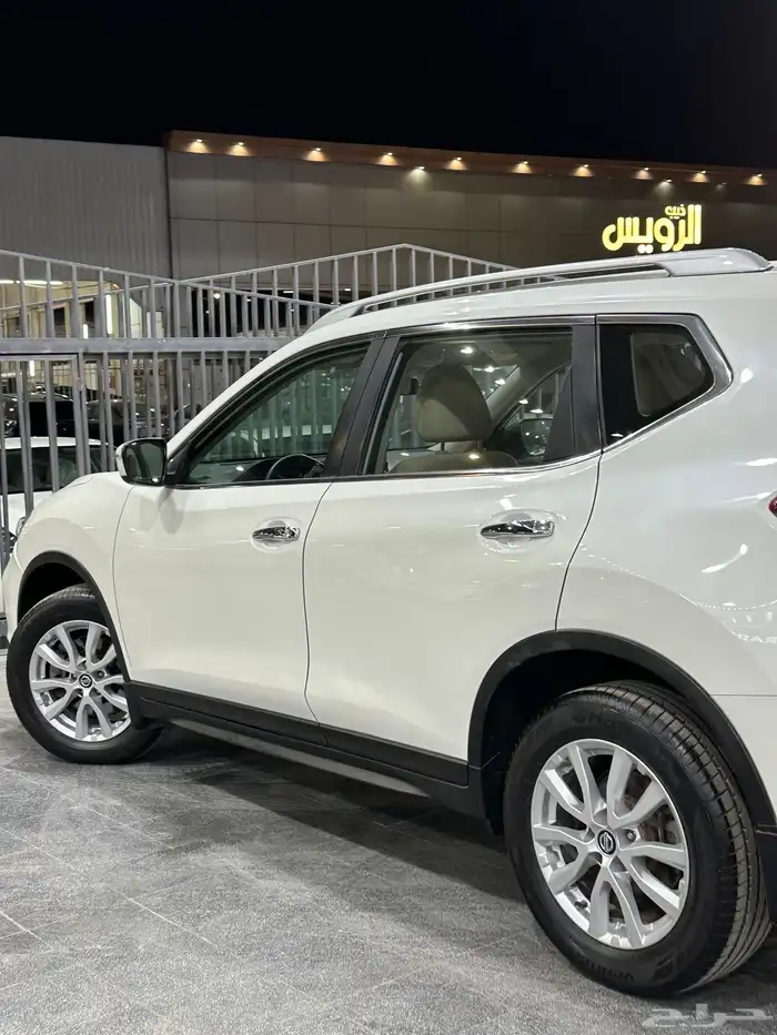 اكس تريل 2021 نص فل دبل 7 مقاعد معرض(عبيد الرشيدي) 6