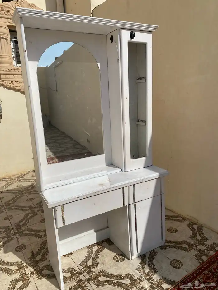 للبيع تسريحه وفرشه 4