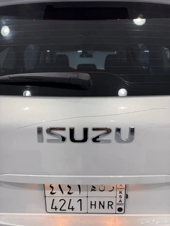 ايسوزو mu-x فل كامل مستخدم - Isuzu mu-x full option 15