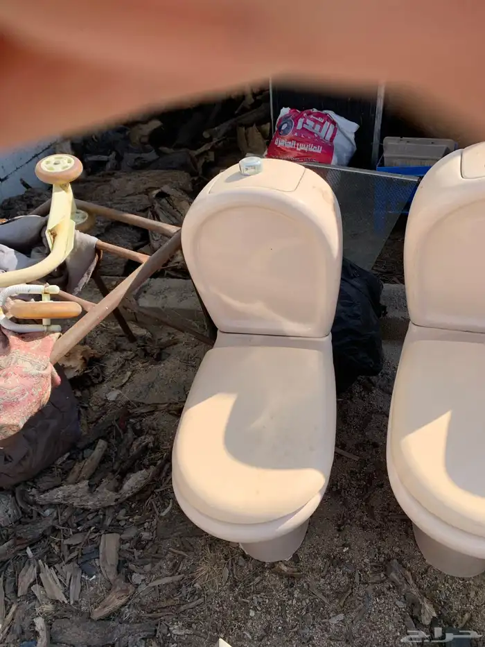 اثاث وتركيبات ومساند مستعمله للبيع 0