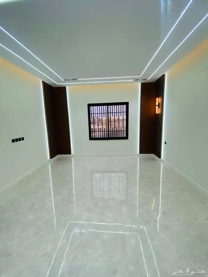 للبيع شقة دور ثاني مع سطح 6غرف ف درة الموسى 550 الف 7