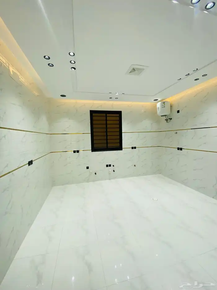 للبيع شقة دور ثاني مع سطح 6غرف ف درة الموسى 550 الف 11