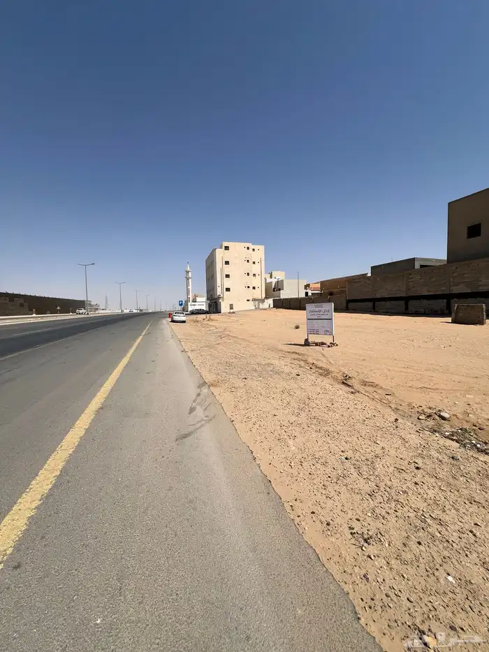 للايجار ارض تجارية على الدايري الداخلي الشرقي 0