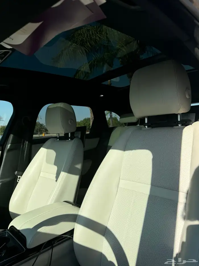 رنج روفر فيلار R Daynamic 1