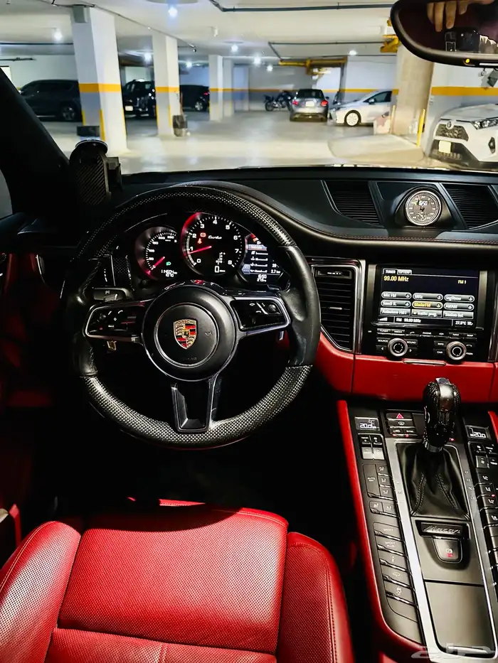 بورش ماكان توربو 2015 فل كامل ممشى 115 ألف كم ضمان ساري 11