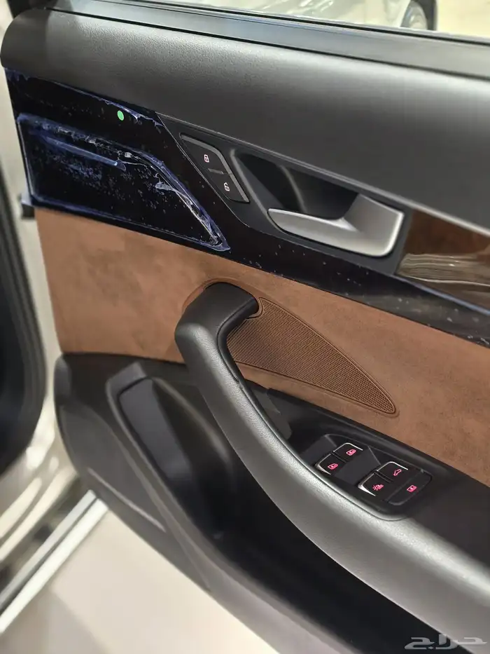 اودي A8-L موديل 2016 بحاله ممتازه 12