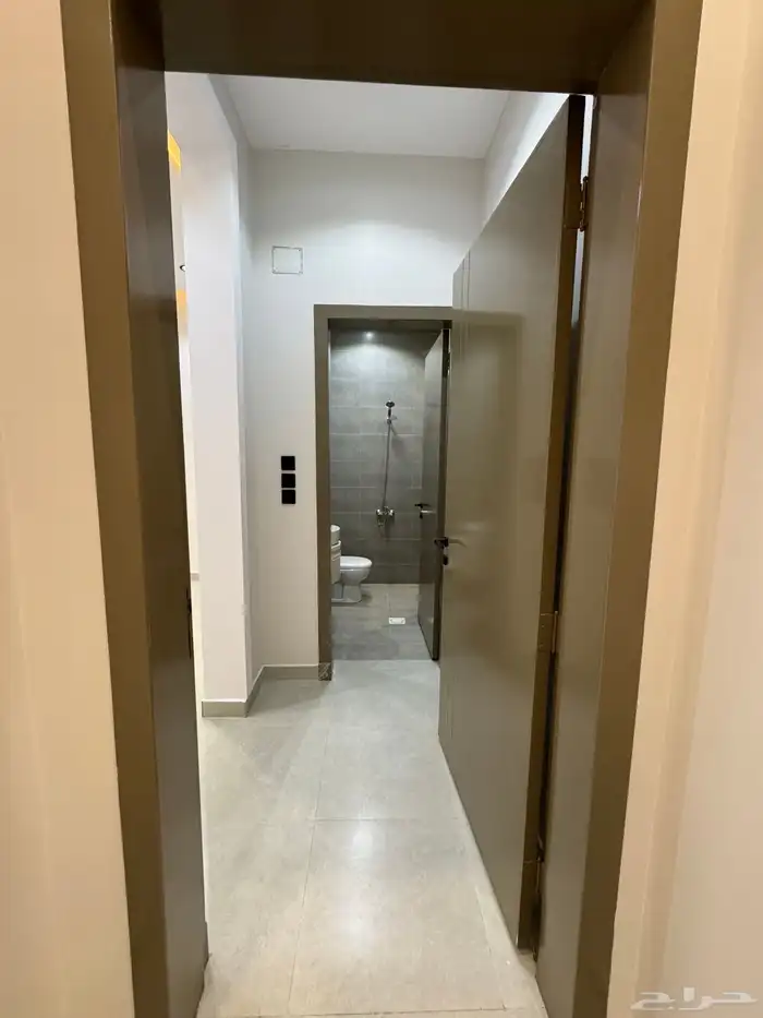 للبيع شقق تمليك أرضي 6غرف بمدخل سياره ب520 الف 14