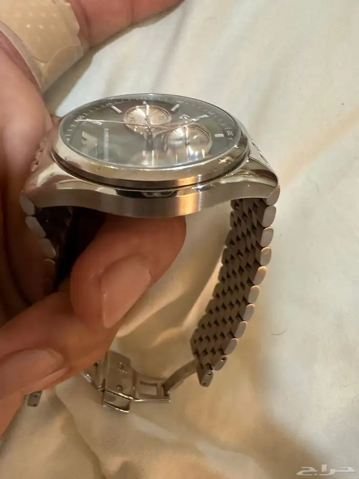 ساعة ارماني كرونوغراف ووقت وتاريخ اصلي ميناء اخضر 6