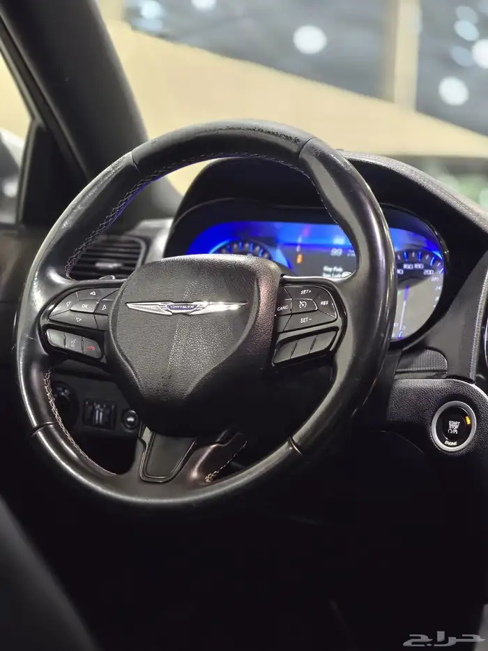 كرايزلر S300 موديل 2016 بحالة ممتازة 10