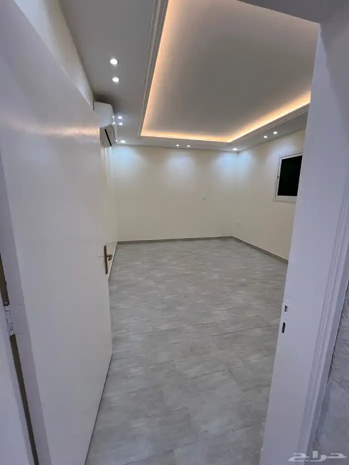 شقة للإيجار حي الحزم 12