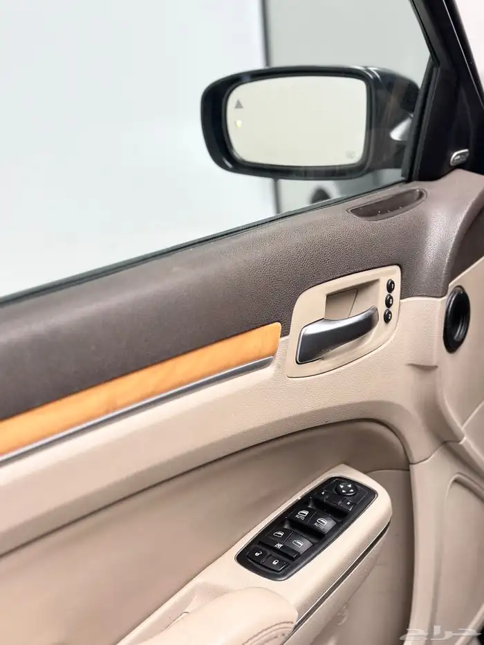 كرايزلر C300 نص فل هيمى 2012 10