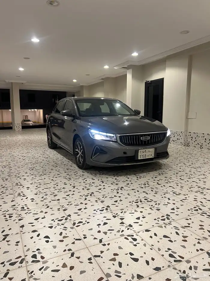 جيلي امجراند نظيف وعلى الشرط 1