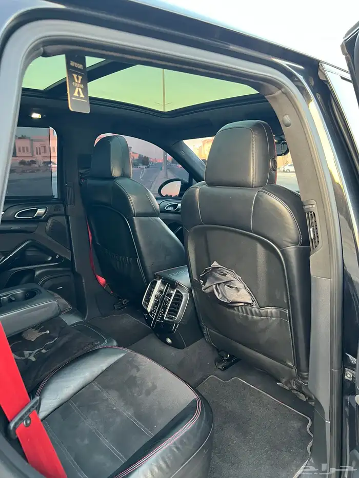 للبيع سيارة نظيفة  بورش كايين GTS 2013 8