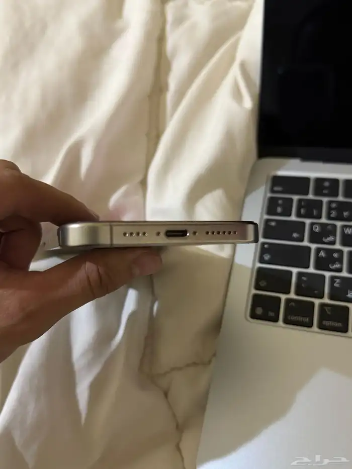 ايفون 16 برو ماكس 256 جيجا 5