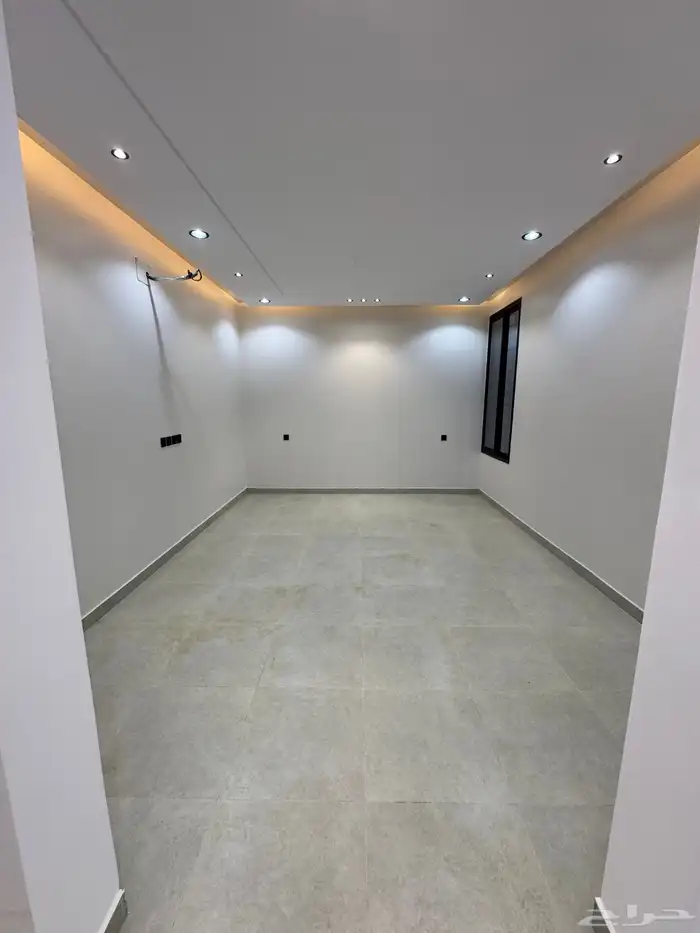 للبيع روف علوي دور ثاني مع ملحق بمشب مدخل مستقل بسعر مناسب 9