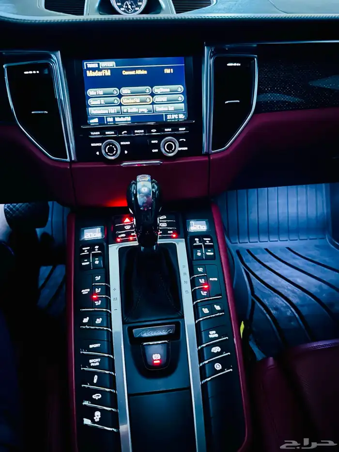 بورش ماكان توربو 2015 فل كامل ممشى 115 ألف كم ضمان ساري 13