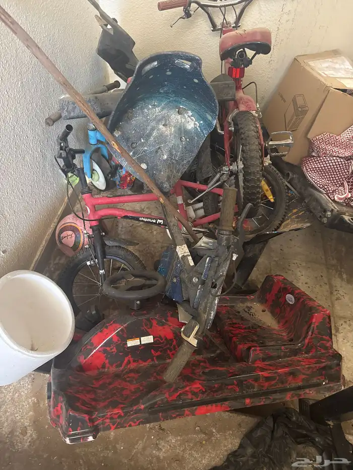 سكوترات بعضها شغال والبعض يبي بطاريه وسياكل 1